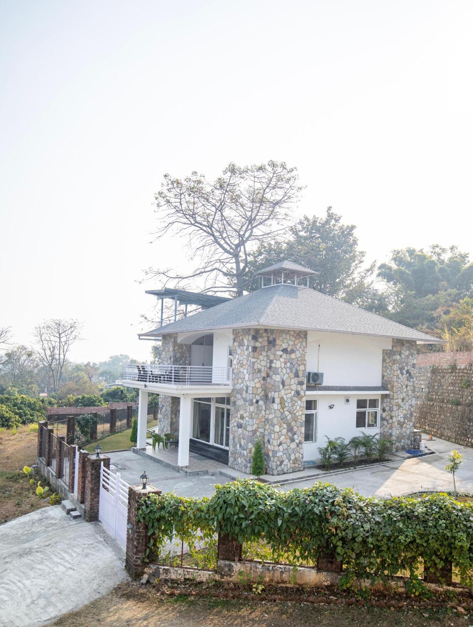 Lazy Fox Hideout - Panoramic View Cottage Dehradun Extérieur photo