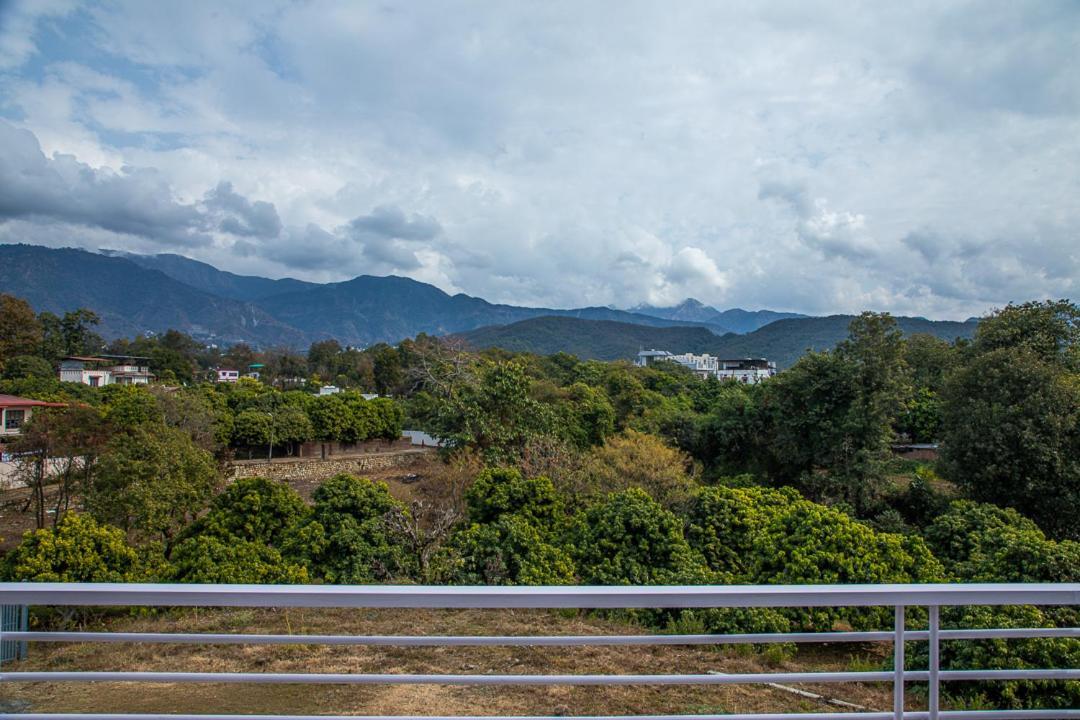 Lazy Fox Hideout - Panoramic View Cottage Dehradun Extérieur photo
