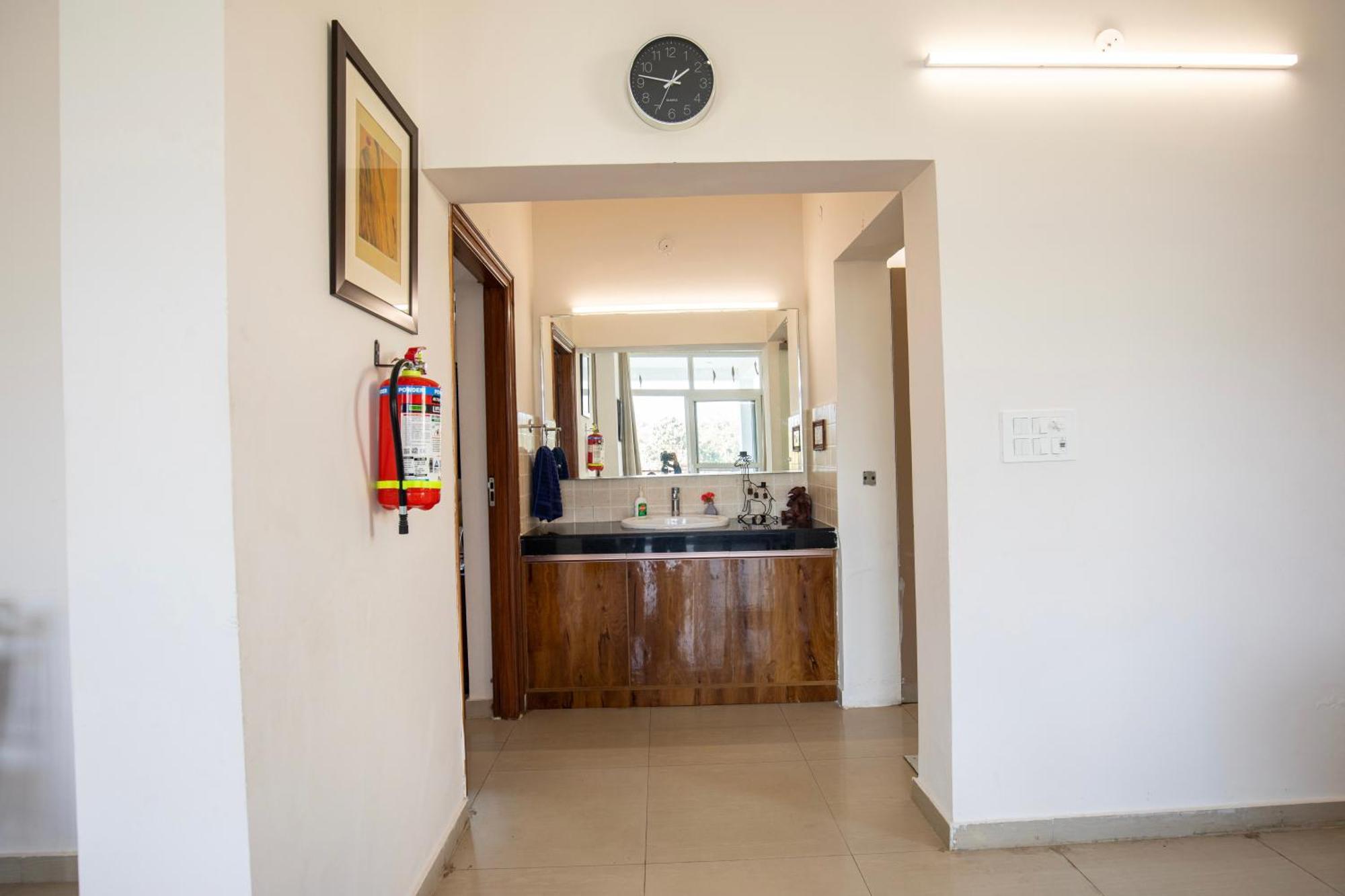 Lazy Fox Hideout - Panoramic View Cottage Dehradun Extérieur photo