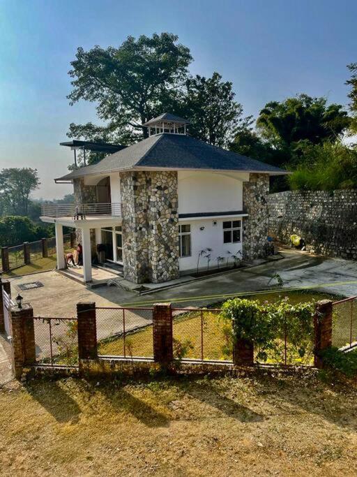 Lazy Fox Hideout - Panoramic View Cottage Dehradun Extérieur photo